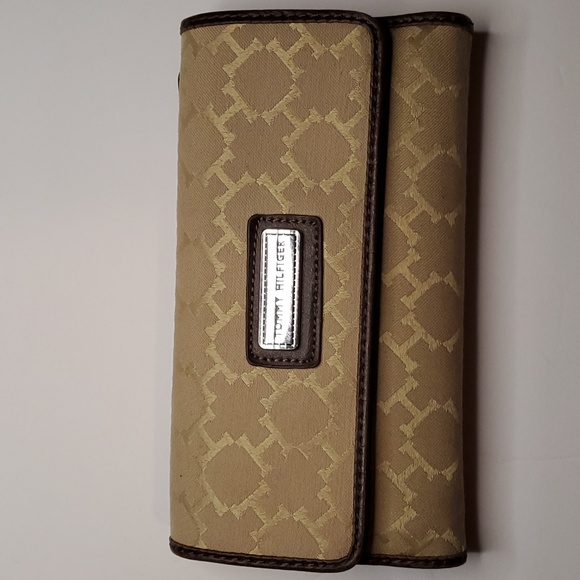 Tommy Hilfiger Handbags - Tommy Hilfiger Checkbook/Wallet